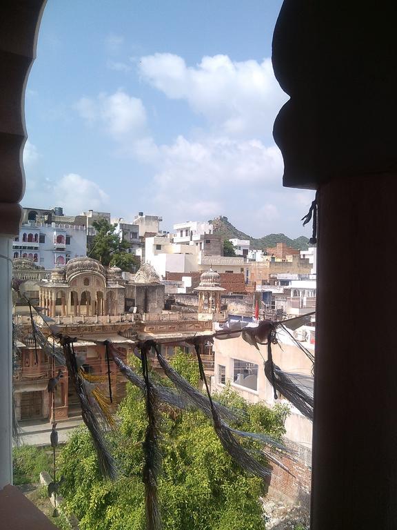 Hotel Mama Luna Pushkar Ngoại thất bức ảnh